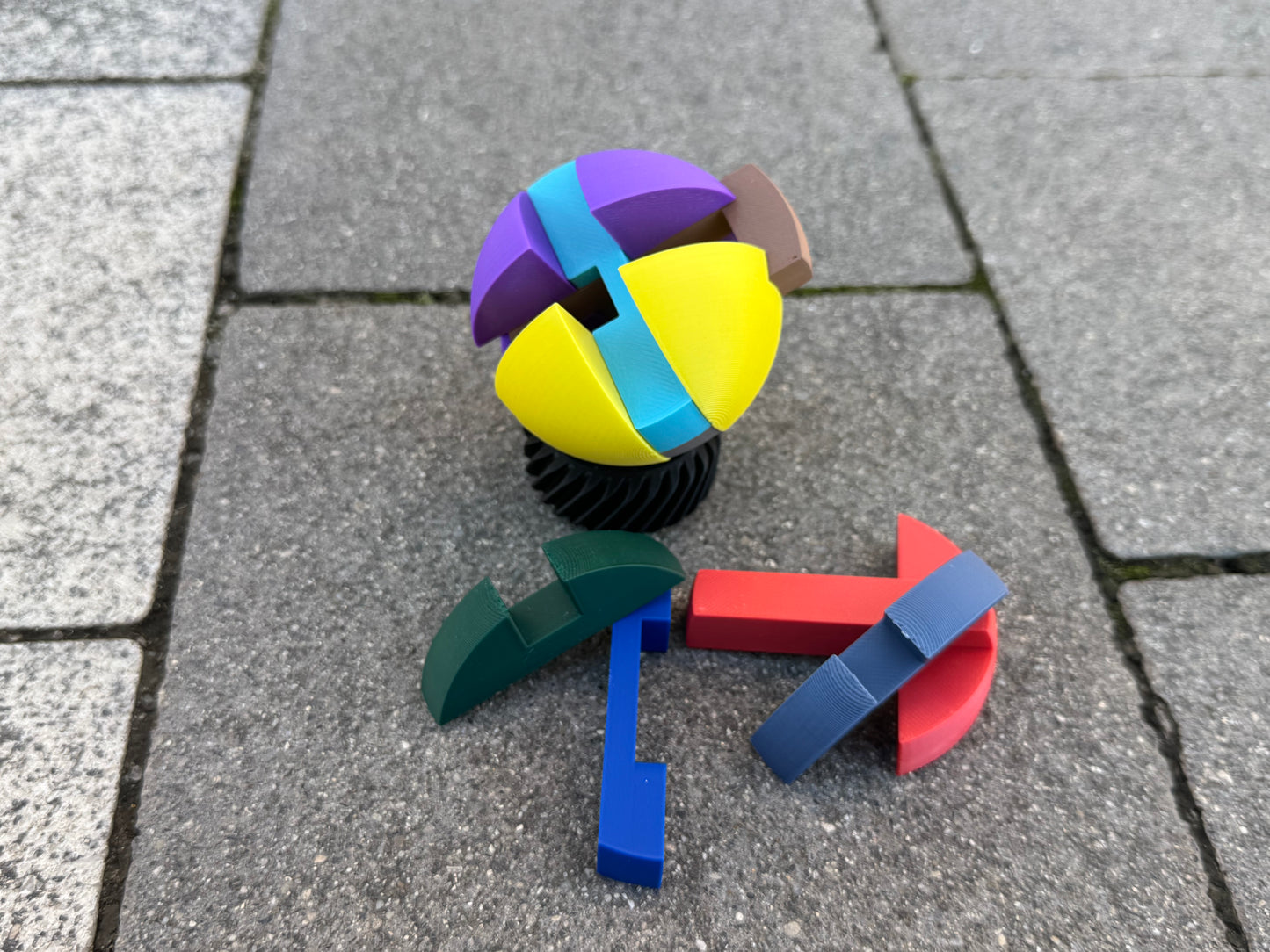 Sphere puzzle